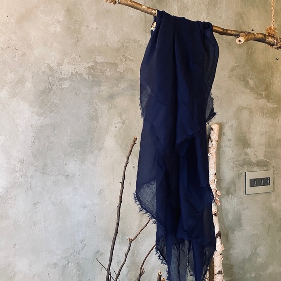 Soft cotton shawl blue scarf - Picture 5 of 5